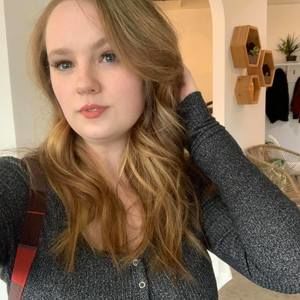 Meet your Posher, Jesseca